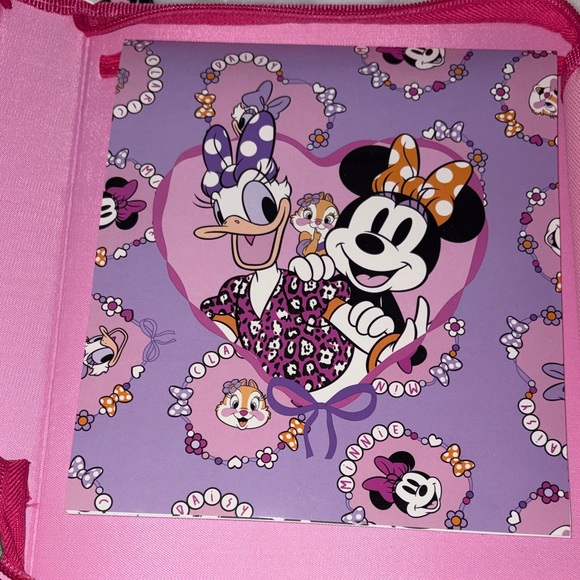 Disney Minnie Mouse activity and coloring set - Picture 3 of 8